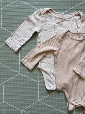 Cloud island|Baby girl Neutral blush pink Long-Sleeve Bodysuit set of two•••12M